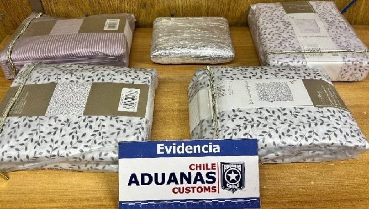 /aduana-de-arica-incauta-mas-de-7-kilos-de-droga-en-complejo-fronterizo-0