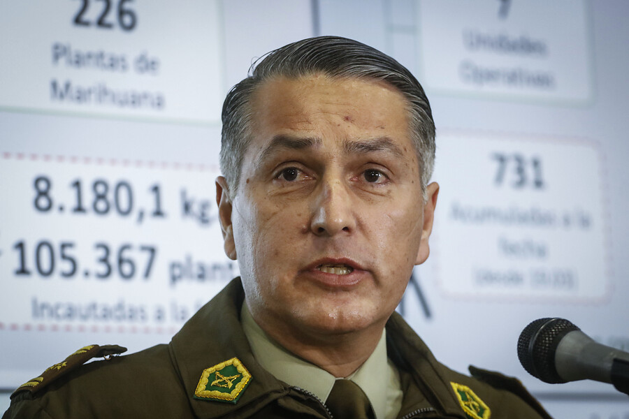 /maxima-autoridad-de-carabineros-no-se-presento-a-votar