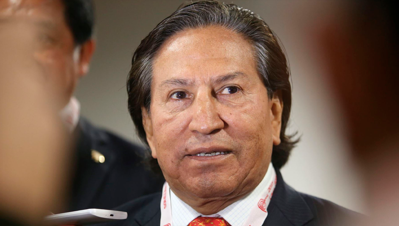 /expresidente-alejandro-toledo-se-entrega-a-la-justicia-de-estados-unidos-llegara-a-peru-este-domingo