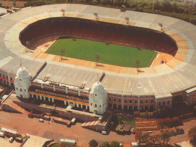 /las-puertas-del-viejo-wembley-estan-en-chile-por-que