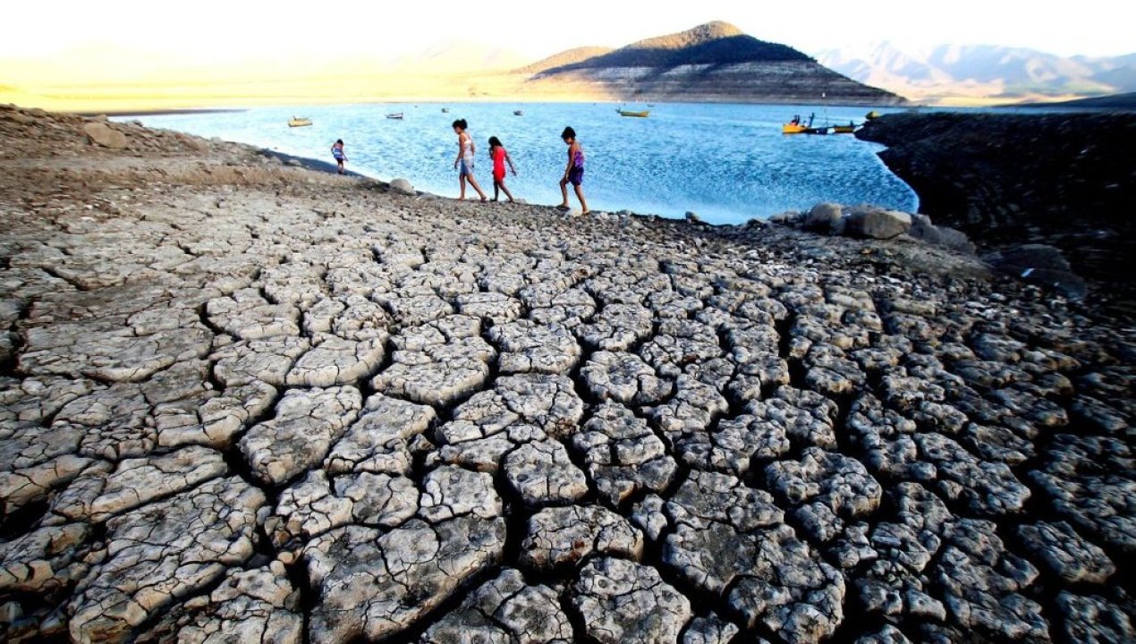 /regionales/region-de-coquimbo/crisis-hidrica-anuncian-proyecto-para-crear-planta-desaladora-en-region-de