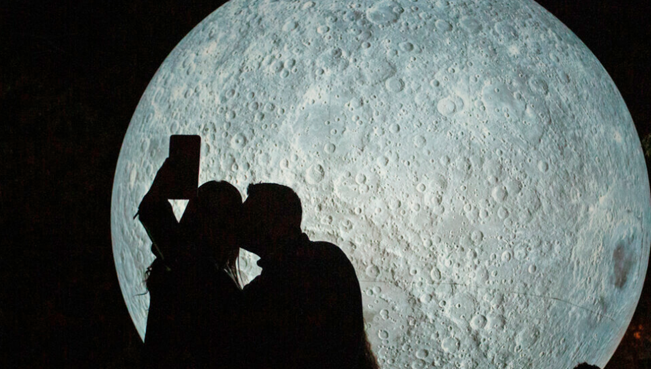 /tendencias/ciencia/astronomia/la-tierra-sera-acompanada-por-una-mini-luna-durante-2-meses